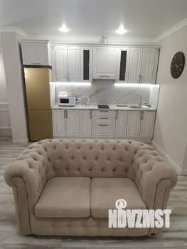 Студия квартира, посуточно, 41м2, 15/16 этаж