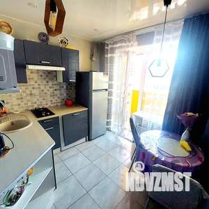 1-к квартира, посуточно, 40м2, 1/9 этаж