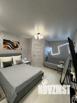 1-к квартира, посуточно, 32м2, 7/10 этаж