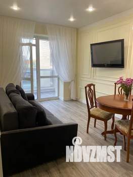 1-к квартира, посуточно, 43м2, 4/9 этаж