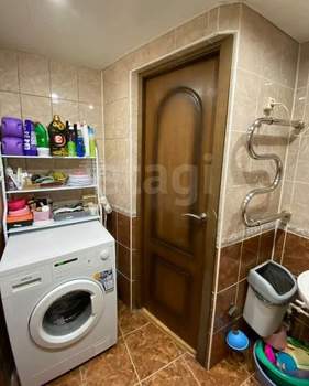 2-к квартира, вторичка, 43м2, 1/10 этаж