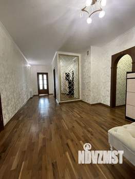 3-к квартира, вторичка, 121м2, 1/18 этаж