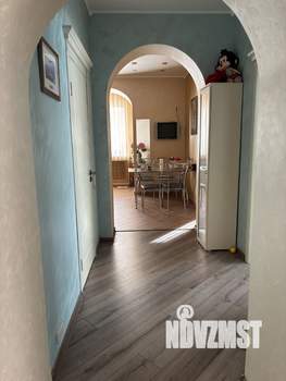 3-к квартира, вторичка, 95м2, 1/6 этаж