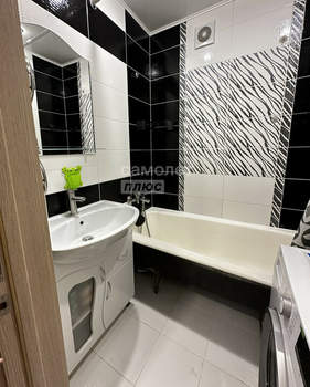 2-к квартира, вторичка, 52м2, 4/4 этаж