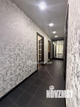 2-к квартира, вторичка, 61м2, 1/9 этаж