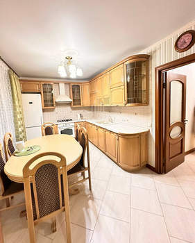 3-к квартира, вторичка, 77м2, 10/10 этаж