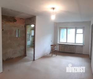 3-к квартира, вторичка, 42м2, 1/5 этаж