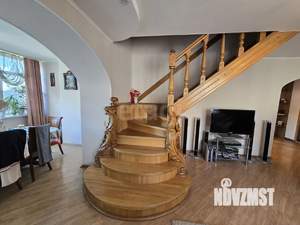4-к квартира, вторичка, 178м2, 4/6 этаж