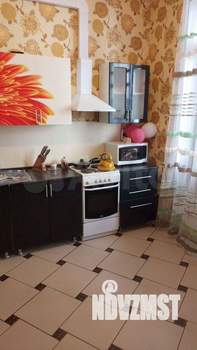 2-к квартира, вторичка, 70м2, 1/16 этаж