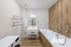 3-к квартира, вторичка, 90м2, 8/17 этаж