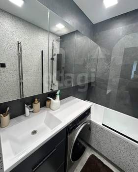 2-к квартира, вторичка, 61м2, 8/9 этаж