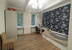 2-к квартира, вторичка, 50м2, 1/4 этаж