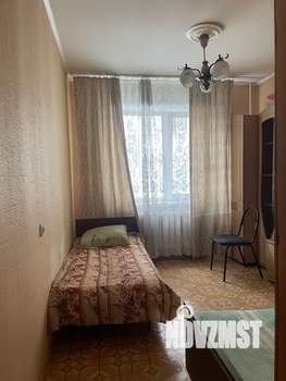 3-к квартира, вторичка, 64м2, 6/9 этаж