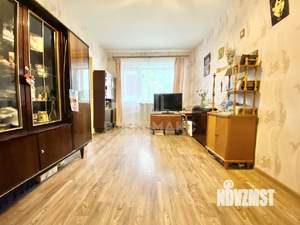 3-к квартира, вторичка, 42м2, 2/5 этаж