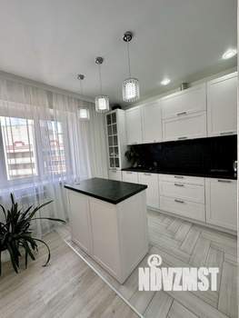 3-к квартира, вторичка, 103м2, 12/14 этаж