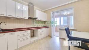 2-к квартира, вторичка, 70м2, 8/14 этаж