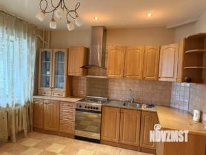 4-к квартира, вторичка, 139м2, 1/10 этаж