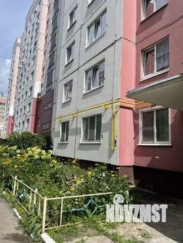 3-к квартира, вторичка, 63м2, 6/9 этаж