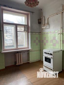 Студия квартира, вторичка, 58м2, 3/5 этаж