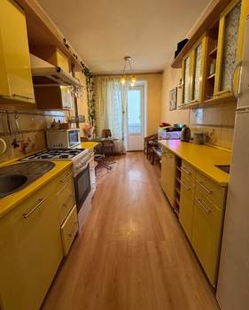 2-к квартира, вторичка, 57м2, 9/10 этаж