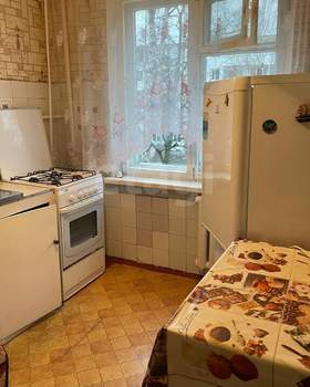 2-к квартира, вторичка, 43м2, 3/5 этаж