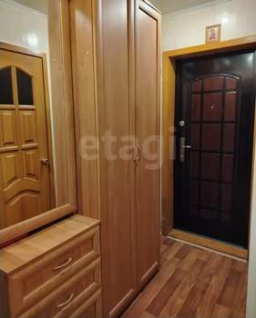 3-к квартира, вторичка, 61м2, 5/5 этаж