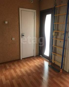 3-к квартира, вторичка, 60м2, 3/5 этаж