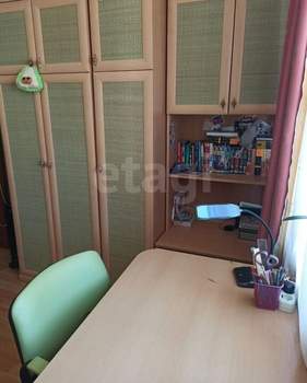 3-к квартира, вторичка, 64м2, 9/10 этаж