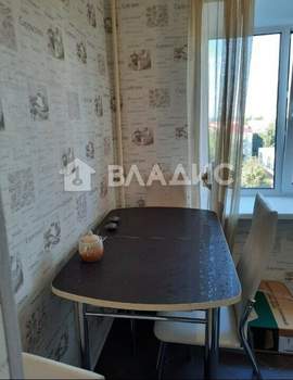 2-к квартира, вторичка, 44м2, 9/9 этаж