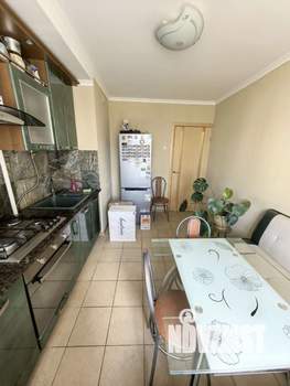 3-к квартира, вторичка, 64м2, 9/10 этаж