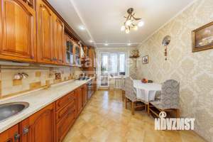 3-к квартира, вторичка, 85м2, 9/9 этаж