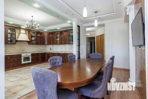 5-к квартира, вторичка, 164м2, 3/6 этаж