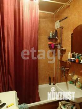 2-к квартира, вторичка, 42м2, 1/5 этаж