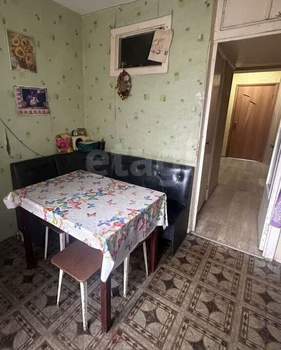 3-к квартира, вторичка, 63м2, 5/5 этаж