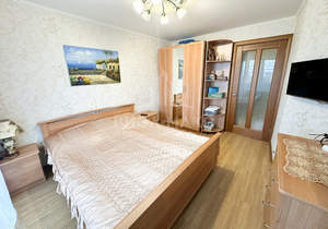 3-к квартира, вторичка, 90м2, 9/10 этаж