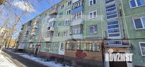 2-к квартира, вторичка, 42м2, 1/5 этаж