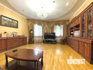 5-к квартира, вторичка, 214м2, 1/5 этаж