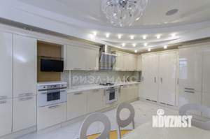 4-к квартира, вторичка, 156м2, 7/8 этаж