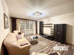 2-к квартира, вторичка, 55м2, 1/10 этаж