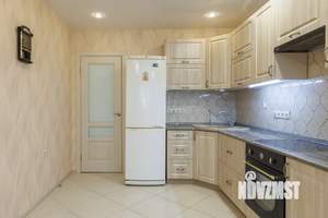 1-к квартира, вторичка, 58м2, 1/10 этаж