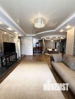 3-к квартира, вторичка, 102м2, 2/5 этаж