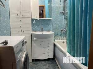 2-к квартира, вторичка, 63м2, 2/10 этаж