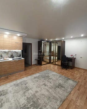 2-к квартира, вторичка, 58м2, 1/5 этаж