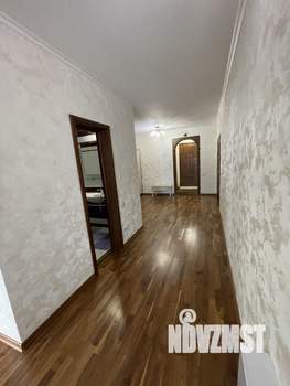 3-к квартира, вторичка, 121м2, 1/18 этаж