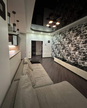 3-к квартира, вторичка, 106м2, 1/10 этаж