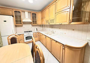 3-к квартира, вторичка, 77м2, 10/10 этаж