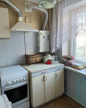 3-к квартира, вторичка, 58м2, 3/5 этаж