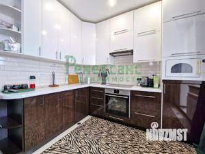 2-к квартира, вторичка, 65м2, 8/14 этаж