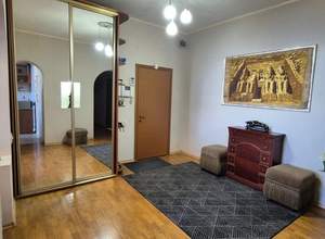 3-к квартира, вторичка, 110м2, 8/8 этаж