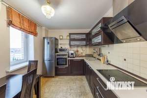 2-к квартира, вторичка, 73м2, 7/10 этаж